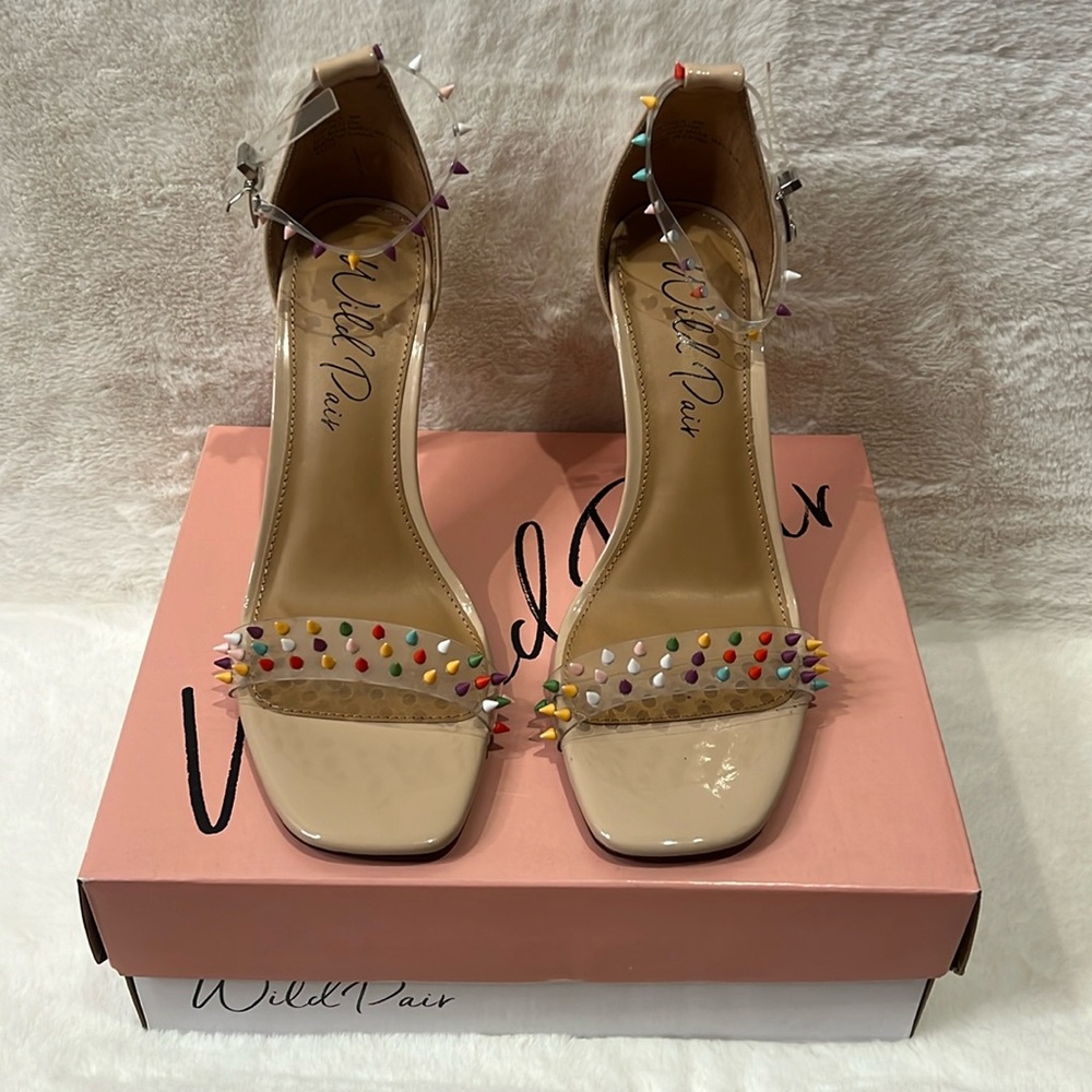 WILD PAIR Womens Beige studded heels